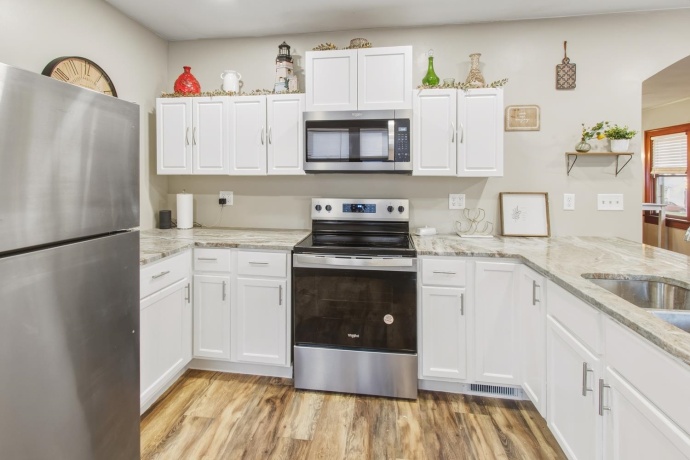 1017 Galena, DIXON, Illinois 61021, 2 Bedrooms Bedrooms, ,1 BathroomBathrooms,House,For Sale,Galena,202507026