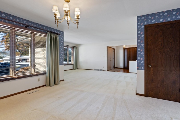 1541 Shiloh, ROCKFORD, Illinois 61107, 4 Bedrooms Bedrooms, ,2 BathroomsBathrooms,House,For Sale,Shiloh,202507030