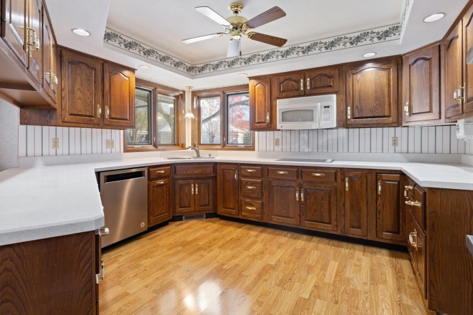 1541 Shiloh, ROCKFORD, Illinois 61107, 4 Bedrooms Bedrooms, ,2 BathroomsBathrooms,House,For Sale,Shiloh,202507030