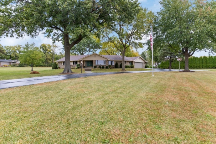 1541 Shiloh, ROCKFORD, Illinois 61107, 4 Bedrooms Bedrooms, ,2 BathroomsBathrooms,House,For Sale,Shiloh,202507030