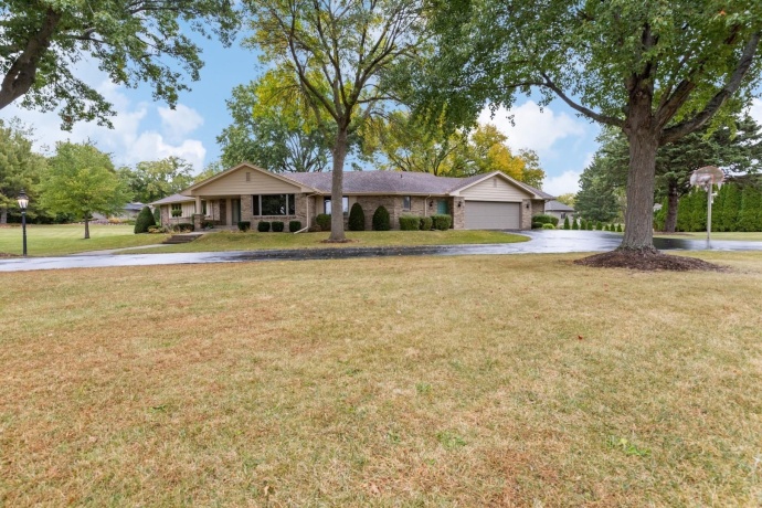 1541 Shiloh, ROCKFORD, Illinois 61107, 4 Bedrooms Bedrooms, ,2 BathroomsBathrooms,House,For Sale,Shiloh,202507030