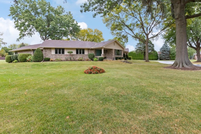 1541 Shiloh, ROCKFORD, Illinois 61107, 4 Bedrooms Bedrooms, ,2 BathroomsBathrooms,House,For Sale,Shiloh,202507030