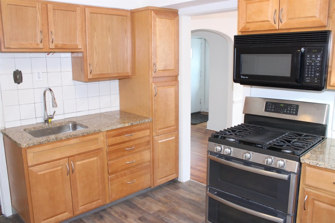 718 Central, ROCKFORD, Illinois 61101, 3 Bedrooms Bedrooms, ,1 BathroomBathrooms,House,For Sale,Central,202507039