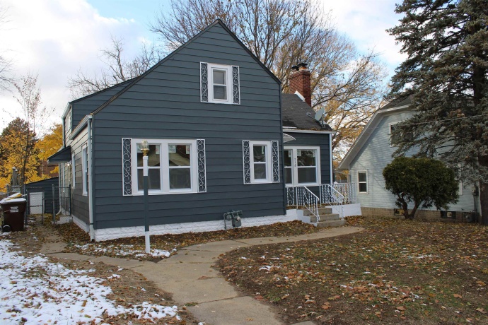 718 Central, ROCKFORD, Illinois 61101, 3 Bedrooms Bedrooms, ,1 BathroomBathrooms,House,For Sale,Central,202507039
