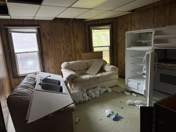 16-18 Green, FREEPORT, Illinois 61032, ,3 - 4 Units,For Sale,Green,202507043