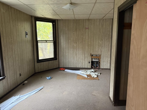 16-18 Green, FREEPORT, Illinois 61032, ,3 - 4 Units,For Sale,Green,202507043