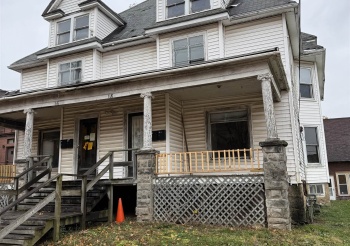 16-18 Green, FREEPORT, Illinois 61032, ,3 - 4 Units,For Sale,Green,202507043