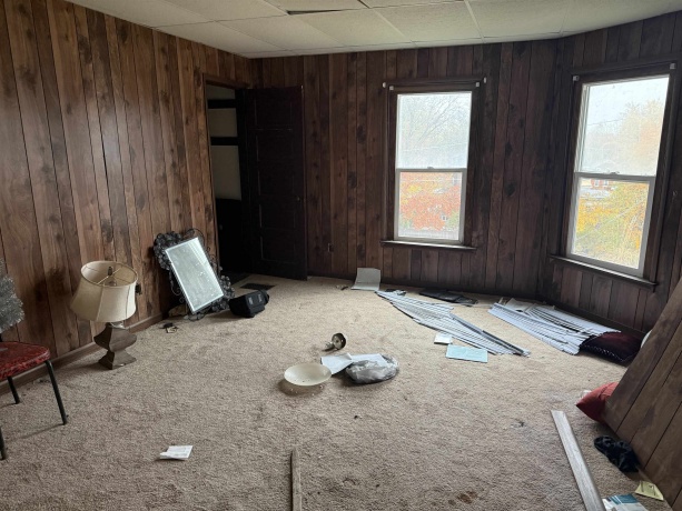 16-18 Green, FREEPORT, Illinois 61032, ,3 - 4 Units,For Sale,Green,202507043