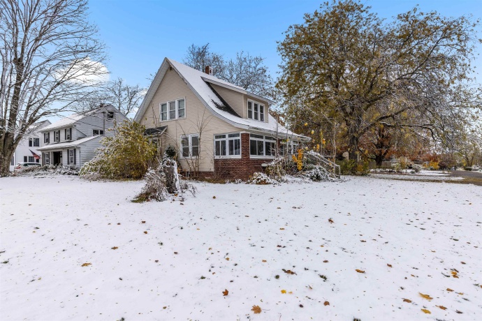 14774 Clark, CALEDONIA, Illinois 61011, 3 Bedrooms Bedrooms, ,1 BathroomBathrooms,House,For Sale,Clark,202507045