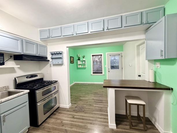 803 Houghton, ROCKFORD, Illinois 61102, 2 Bedrooms Bedrooms, ,2 BathroomsBathrooms,House,For Sale,Houghton,202507047