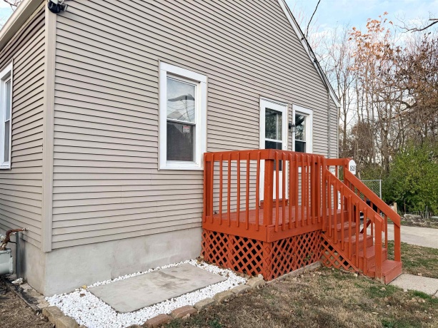 803 Houghton, ROCKFORD, Illinois 61102, 2 Bedrooms Bedrooms, ,2 BathroomsBathrooms,House,For Sale,Houghton,202507047