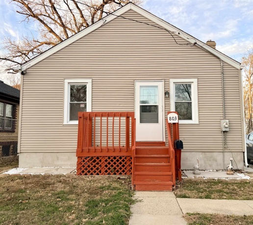 803 Houghton, ROCKFORD, Illinois 61102, 2 Bedrooms Bedrooms, ,2 BathroomsBathrooms,House,For Sale,Houghton,202507047