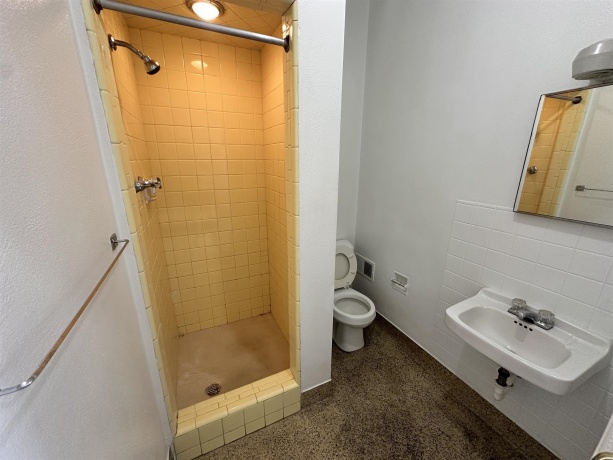 24-26 Galena, FREEPORT, Illinois 61032, ,5+ Units,For Sale,Galena,202503314