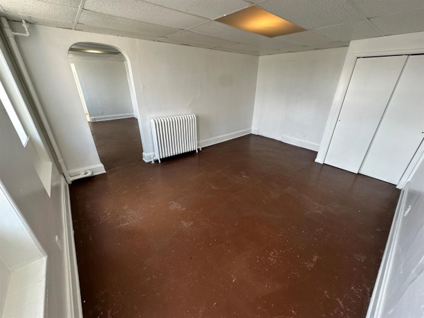 24-26 Galena, FREEPORT, Illinois 61032, ,5+ Units,For Sale,Galena,202503314