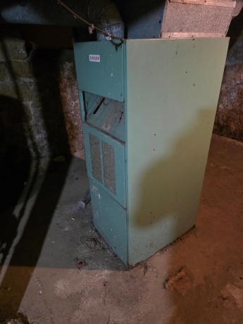 328 Douglas, FREEPORT, Illinois 61032, ,2 Units,For Sale,Douglas,202505932