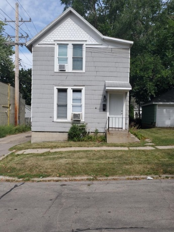 328 Douglas, FREEPORT, Illinois 61032, ,2 Units,For Sale,Douglas,202505932
