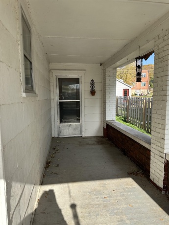 616 BOWEN, SAVANNA, Illinois 61074, 3 Bedrooms Bedrooms, ,1 BathroomBathrooms,House,For Sale,BOWEN,202507057