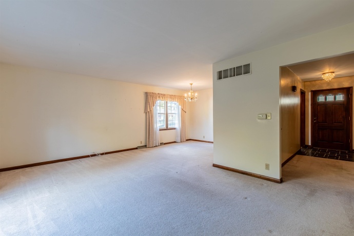 1403 Timothee, MENDOTA, Illinois 61342, 3 Bedrooms Bedrooms, ,3 BathroomsBathrooms,House,For Sale,Timothee,202507067