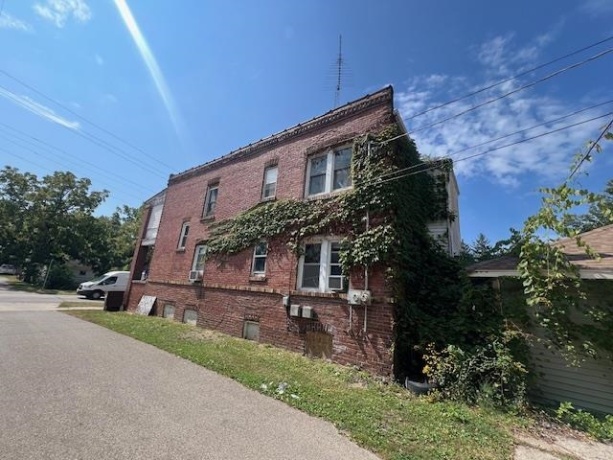912 18th, ROCKFORD, Illinois 61104, ,2 Units,For Sale,18th,202505554