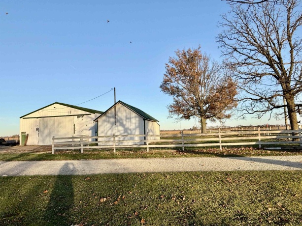 12916 Grange Hall, CAPRON, Illinois 61012, 4 Bedrooms Bedrooms, ,2 BathroomsBathrooms,House,For Sale,Grange Hall,202507073