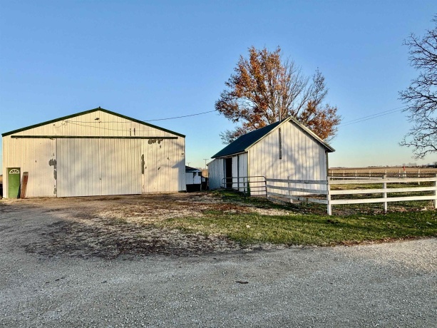 12916 Grange Hall, CAPRON, Illinois 61012, 4 Bedrooms Bedrooms, ,2 BathroomsBathrooms,House,For Sale,Grange Hall,202507073