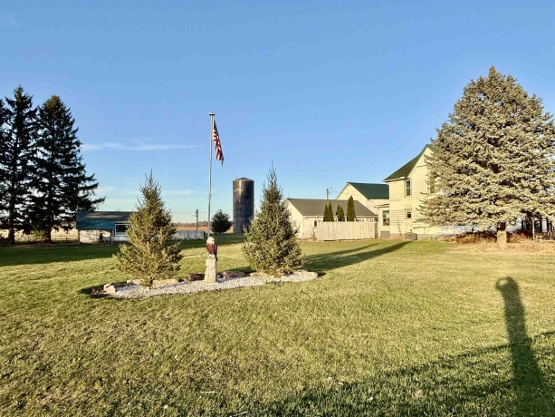 12916 Grange Hall, CAPRON, Illinois 61012, 4 Bedrooms Bedrooms, ,2 BathroomsBathrooms,House,For Sale,Grange Hall,202507073