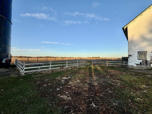 12916 Grange Hall, CAPRON, Illinois 61012, 4 Bedrooms Bedrooms, ,2 BathroomsBathrooms,House,For Sale,Grange Hall,202507073