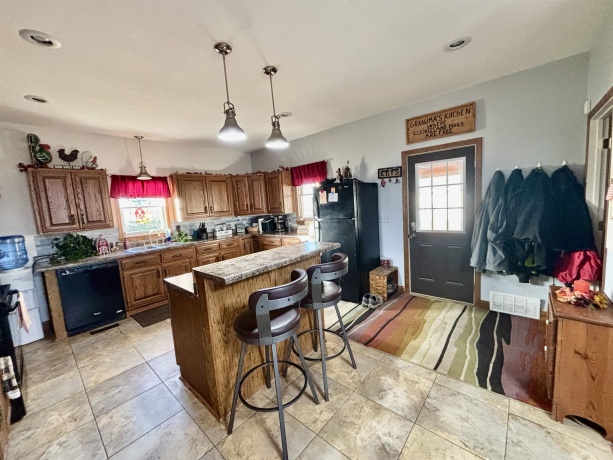 12916 Grange Hall, CAPRON, Illinois 61012, 4 Bedrooms Bedrooms, ,2 BathroomsBathrooms,House,For Sale,Grange Hall,202507073