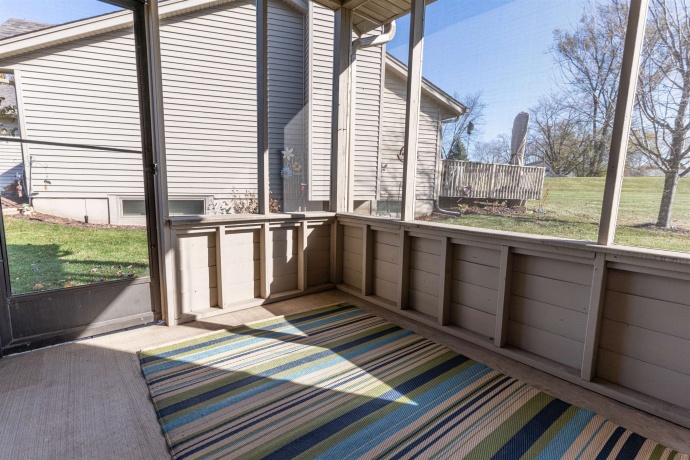 5269 Windsor, LOVES PARK, Illinois 61111, 2 Bedrooms Bedrooms, ,2 BathroomsBathrooms,Condominium,For Sale,Windsor,202507074