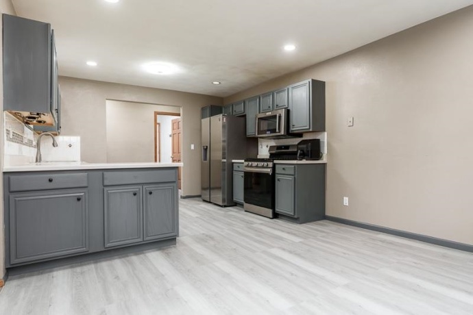 3075 Derbyshire, MACHESNEY PARK, Illinois 61115, 3 Bedrooms Bedrooms, ,2 BathroomsBathrooms,House,For Sale,Derbyshire,202506572