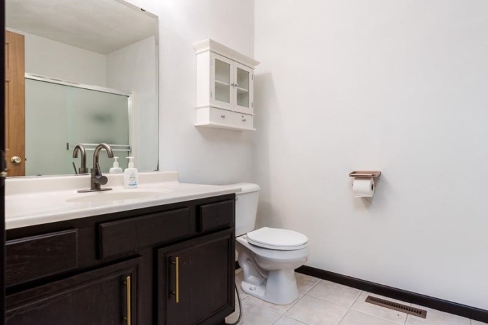 3075 Derbyshire, MACHESNEY PARK, Illinois 61115, 3 Bedrooms Bedrooms, ,2 BathroomsBathrooms,House,For Sale,Derbyshire,202506572