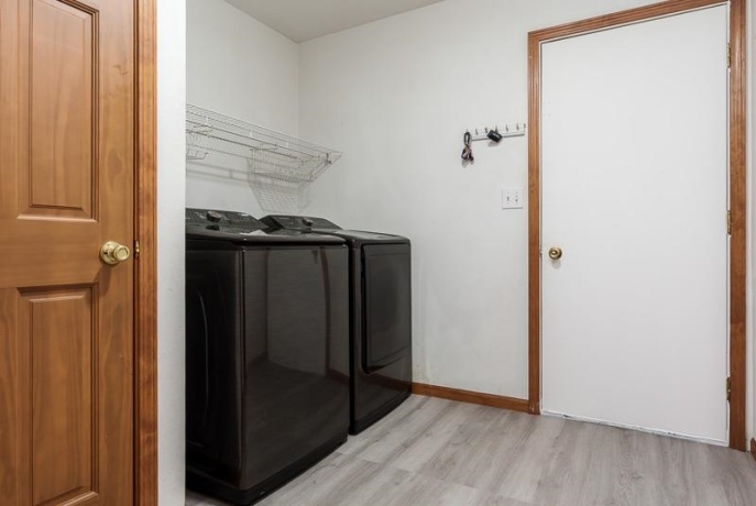 3075 Derbyshire, MACHESNEY PARK, Illinois 61115, 3 Bedrooms Bedrooms, ,2 BathroomsBathrooms,House,For Sale,Derbyshire,202506572