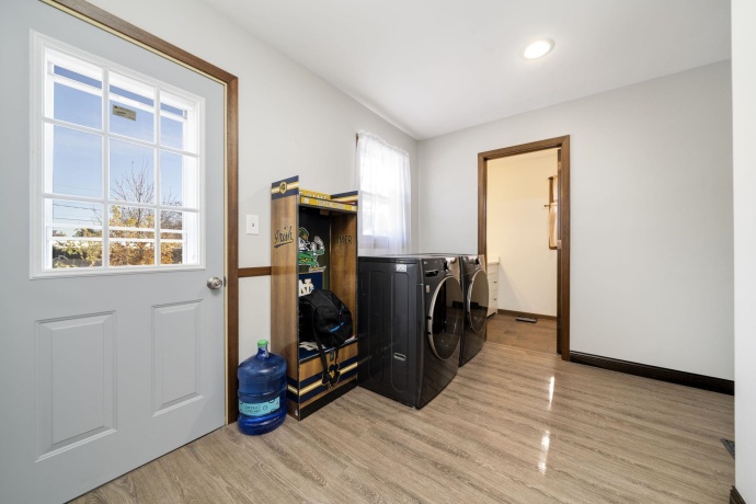 6525 Broadview, BELVIDERE, Illinois 61008, 2 Bedrooms Bedrooms, ,2 BathroomsBathrooms,House,For Sale,Broadview,202507075