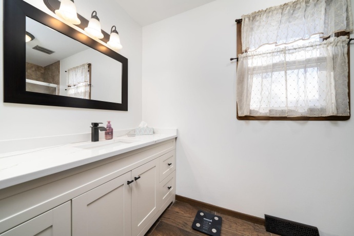 6525 Broadview, BELVIDERE, Illinois 61008, 2 Bedrooms Bedrooms, ,2 BathroomsBathrooms,House,For Sale,Broadview,202507075