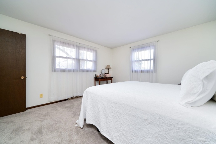 6525 Broadview, BELVIDERE, Illinois 61008, 2 Bedrooms Bedrooms, ,2 BathroomsBathrooms,House,For Sale,Broadview,202507075