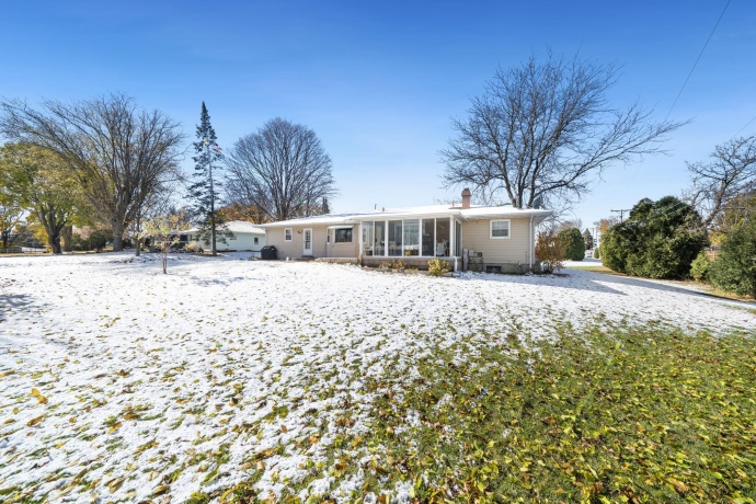 6525 Broadview, BELVIDERE, Illinois 61008, 2 Bedrooms Bedrooms, ,2 BathroomsBathrooms,House,For Sale,Broadview,202507075