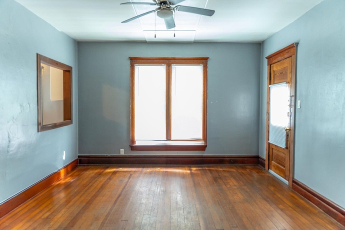 302 Prospect, FREEPORT, Illinois 61032, ,2 Units,For Sale,Prospect,202507076