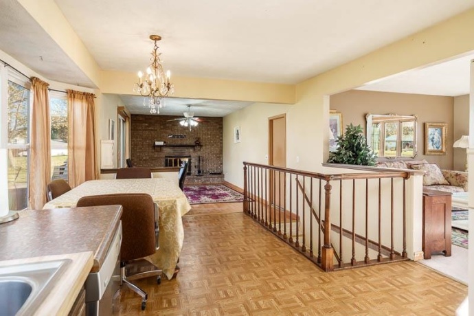 11803 Hayloft, ROSCOE, Illinois 61073, 3 Bedrooms Bedrooms, ,2 BathroomsBathrooms,House,For Sale,Hayloft,202507077