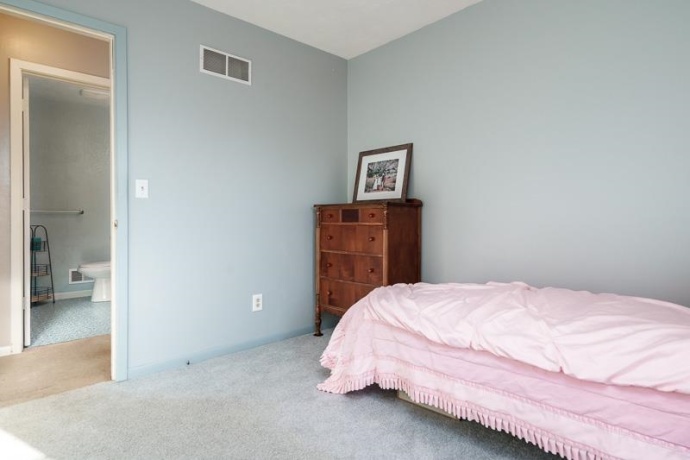 11803 Hayloft, ROSCOE, Illinois 61073, 3 Bedrooms Bedrooms, ,2 BathroomsBathrooms,House,For Sale,Hayloft,202507077