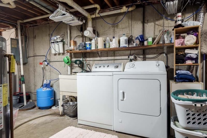 11803 Hayloft, ROSCOE, Illinois 61073, 3 Bedrooms Bedrooms, ,2 BathroomsBathrooms,House,For Sale,Hayloft,202507077