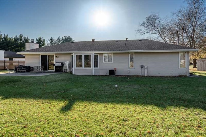 11803 Hayloft, ROSCOE, Illinois 61073, 3 Bedrooms Bedrooms, ,2 BathroomsBathrooms,House,For Sale,Hayloft,202507077