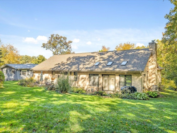 1969 Baintree, LAKE SUMMERSET, Illinois 61019, 3 Bedrooms Bedrooms, ,2 BathroomsBathrooms,House,For Sale,Baintree,202507078