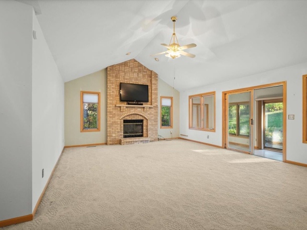 1969 Baintree, LAKE SUMMERSET, Illinois 61019, 3 Bedrooms Bedrooms, ,2 BathroomsBathrooms,House,For Sale,Baintree,202507078