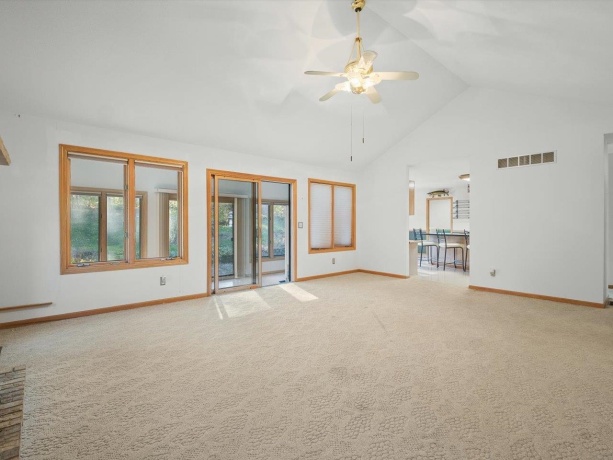 1969 Baintree, LAKE SUMMERSET, Illinois 61019, 3 Bedrooms Bedrooms, ,2 BathroomsBathrooms,House,For Sale,Baintree,202507078