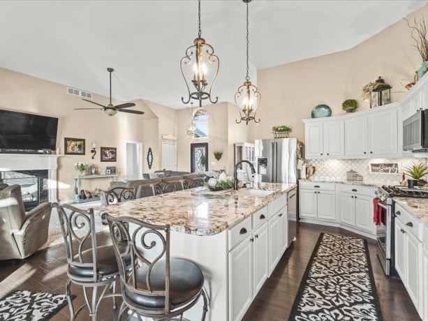 7236 Ridge, CHERRY VALLEY, Illinois 61016, 3 Bedrooms Bedrooms, ,2 BathroomsBathrooms,House,For Sale,Ridge,202507083