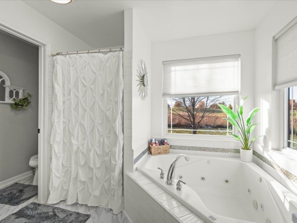 7236 Ridge, CHERRY VALLEY, Illinois 61016, 3 Bedrooms Bedrooms, ,2 BathroomsBathrooms,House,For Sale,Ridge,202507083