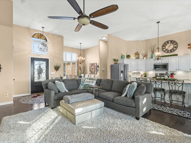 7236 Ridge, CHERRY VALLEY, Illinois 61016, 3 Bedrooms Bedrooms, ,2 BathroomsBathrooms,House,For Sale,Ridge,202507083