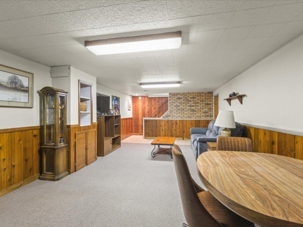 328 Vale, ROCKFORD, Illinois 61108, 3 Bedrooms Bedrooms, ,2 BathroomsBathrooms,House,For Sale,Vale,202507085