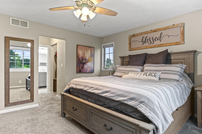 2108 Lake Summerset, LAKE SUMMERSET, Illinois 61019, 4 Bedrooms Bedrooms, ,2 BathroomsBathrooms,House,For Sale,Lake Summerset,202503425