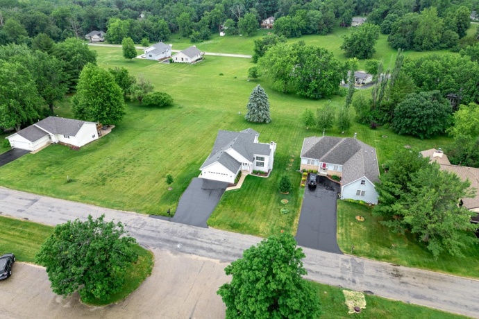 2108 Lake Summerset, LAKE SUMMERSET, Illinois 61019, 4 Bedrooms Bedrooms, ,2 BathroomsBathrooms,House,For Sale,Lake Summerset,202503425